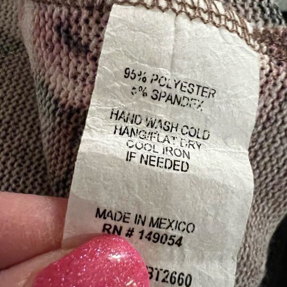 Gorgeous Charlotte Russe size S plum color duster with pink peonies print - Picture 6 of 6